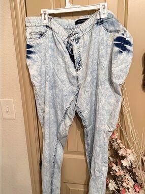 Ashley Stewart Light Blue Acid-Wash Women’s Jeans